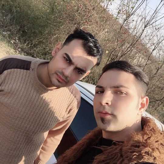 دانلود آهنگ گریزانم چه ویرانم عشقت آگر دا له عمر و گیانم دانلود آهنگ گریزانم چه ویرانم عشقت آگر دا له عمر و گیانم